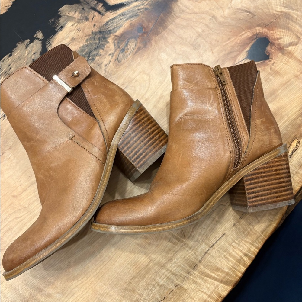 Women's Tan Ankle Boots